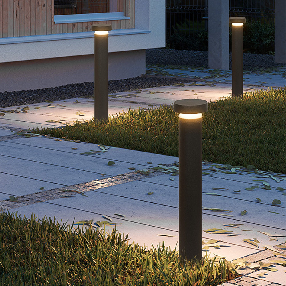Ray nowoczesna zewnętrzna lampa ścieżkowa w kształcie cylindra z metalu, czarna