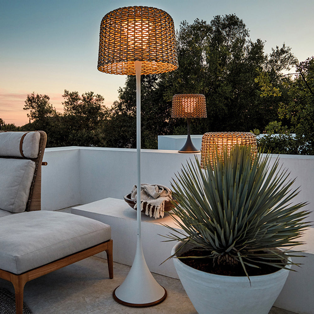 Ritta wodoodporna zewnętrzna lampa stojąca rattanowa, Balkon/Terasa