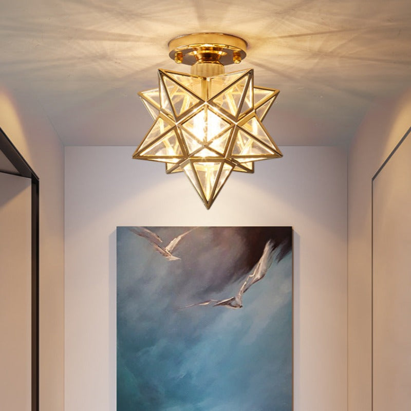 Bella klasyczna lampa sufitowa montowana bezpośrednio do sypialni