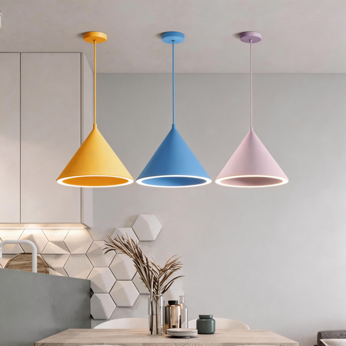 Aria wisząca lampa LED o kształcie lejka z barwnym światłem