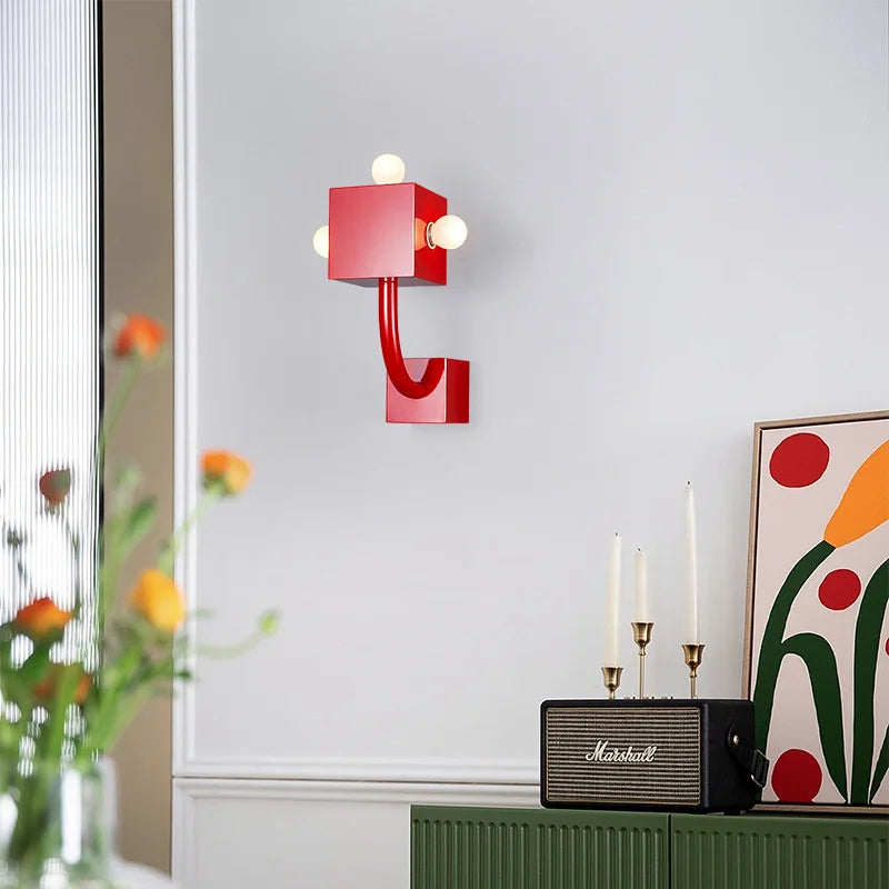 Aria nowoczesna lampa ścienna w stylu industrialnym LED czerwona salon sypialnia