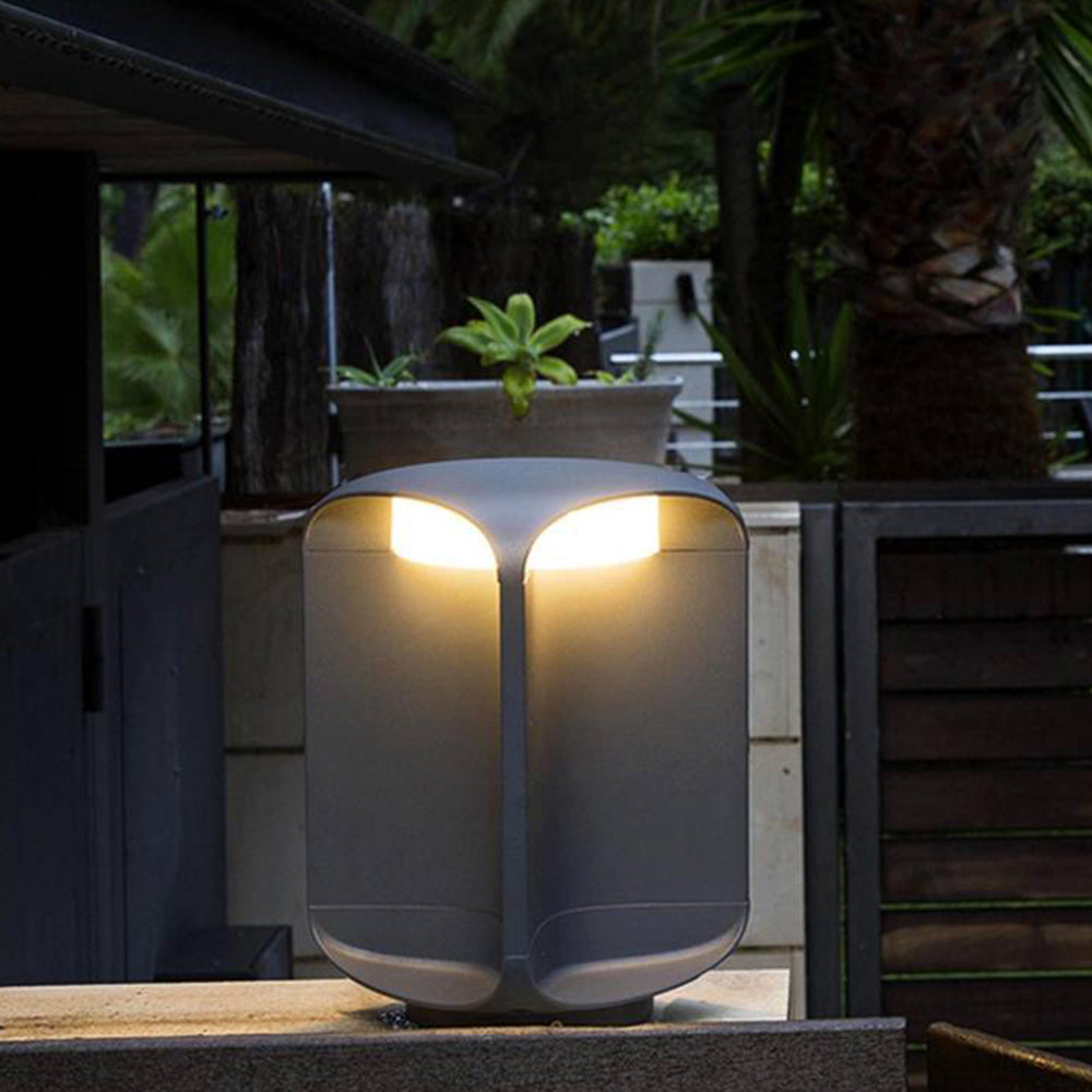 Ray minimalistyczna zewnętrzna lampa stojąca cylindryczna, metal/szkło, czarna