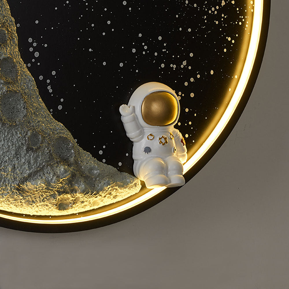 Aria nowoczesny kinkiet astronauta księżyc metal czarny