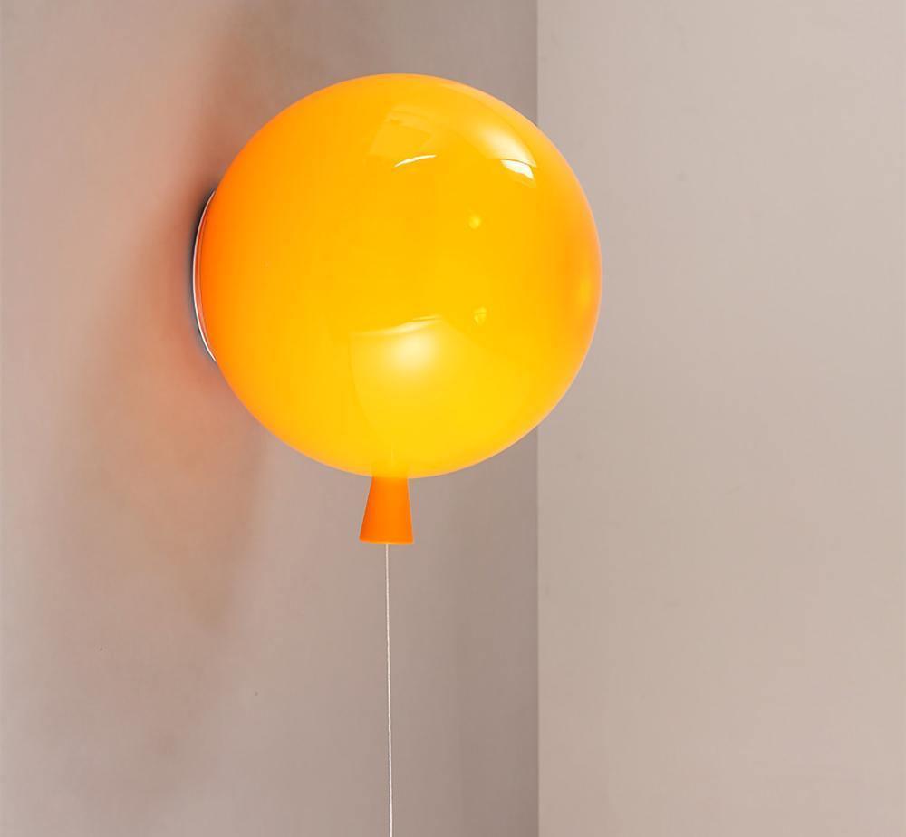 Kiri radosny żyrandol balonowy z plastiku do montażu ściennego