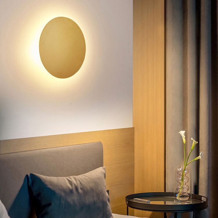 Arisha minimalistyczny okrągły kinkiet ścienny, metal, na nocną szafkę/salon