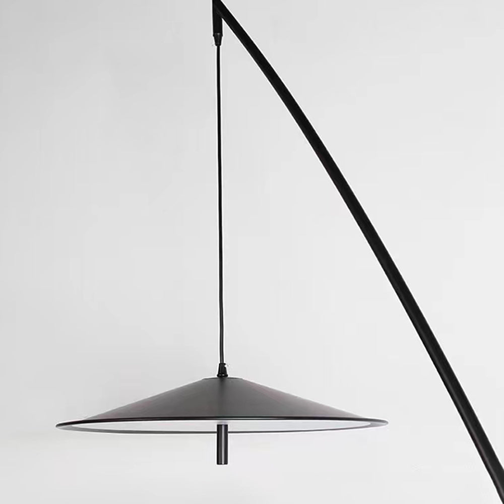 Salgado lampa stojąca z rozszerzonym ramieniem, czarna, pokój dzienny