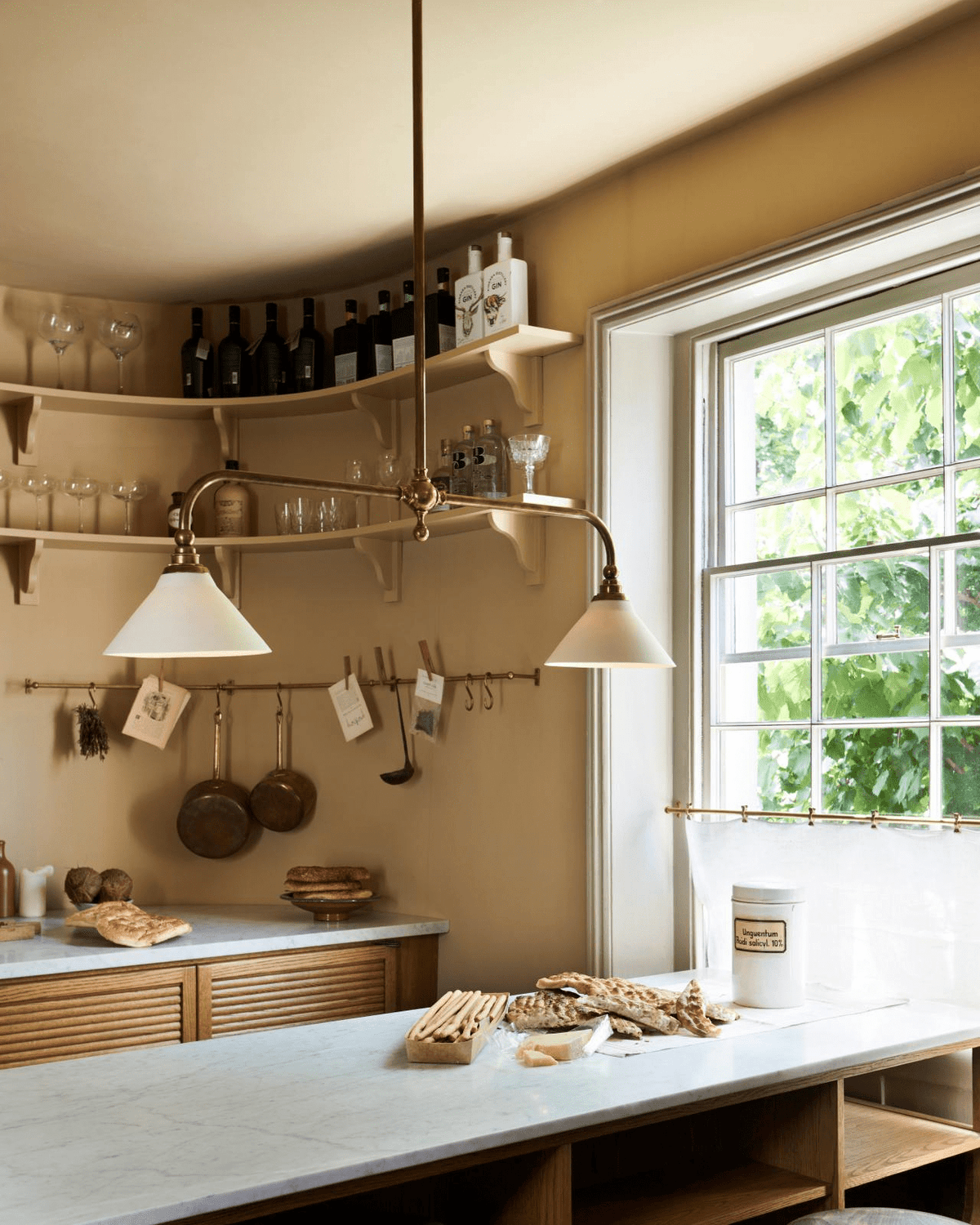 Dusken żyrandol ceramiczny w stylu klasycznym