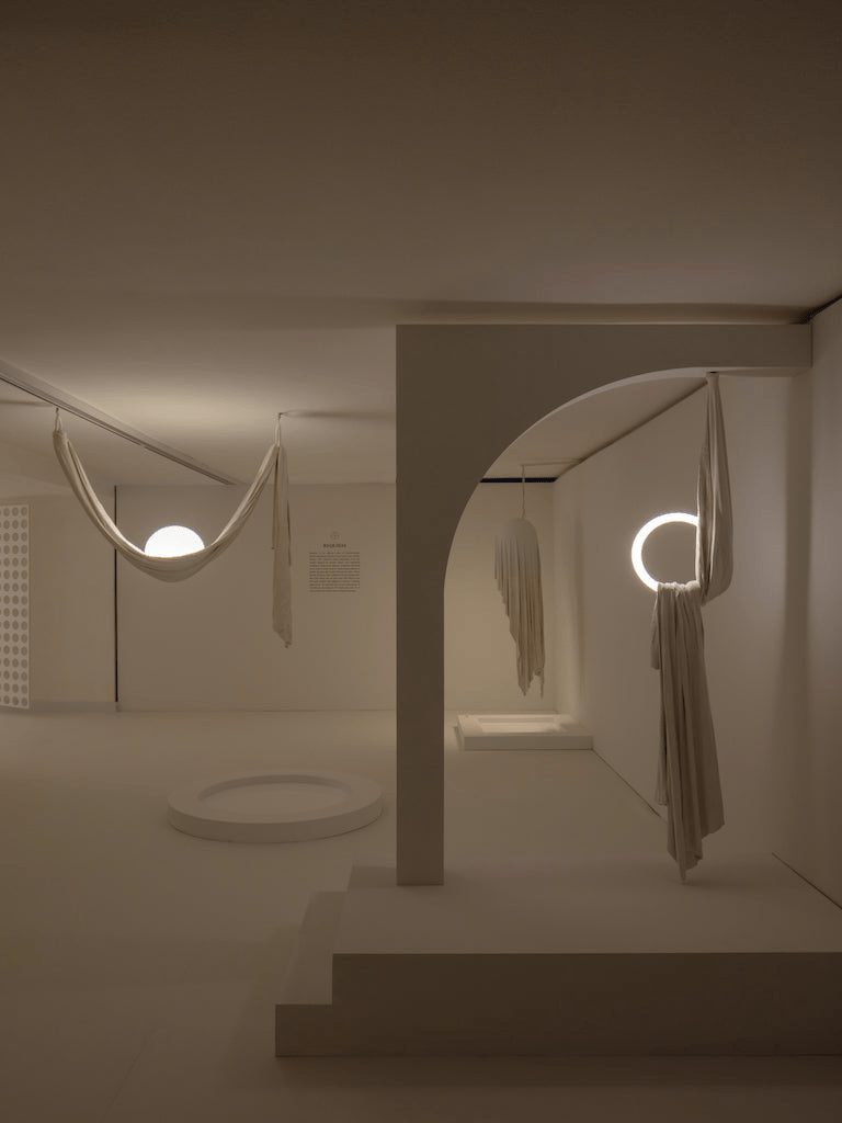 Serelia wisząca lampa sufitowa z tkaniną w stylu zasłony