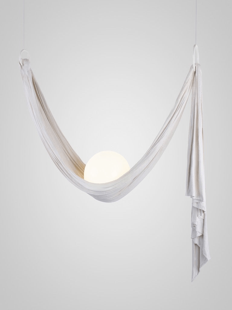 Serelia wisząca lampa sufitowa z tkaniną w stylu zasłony
