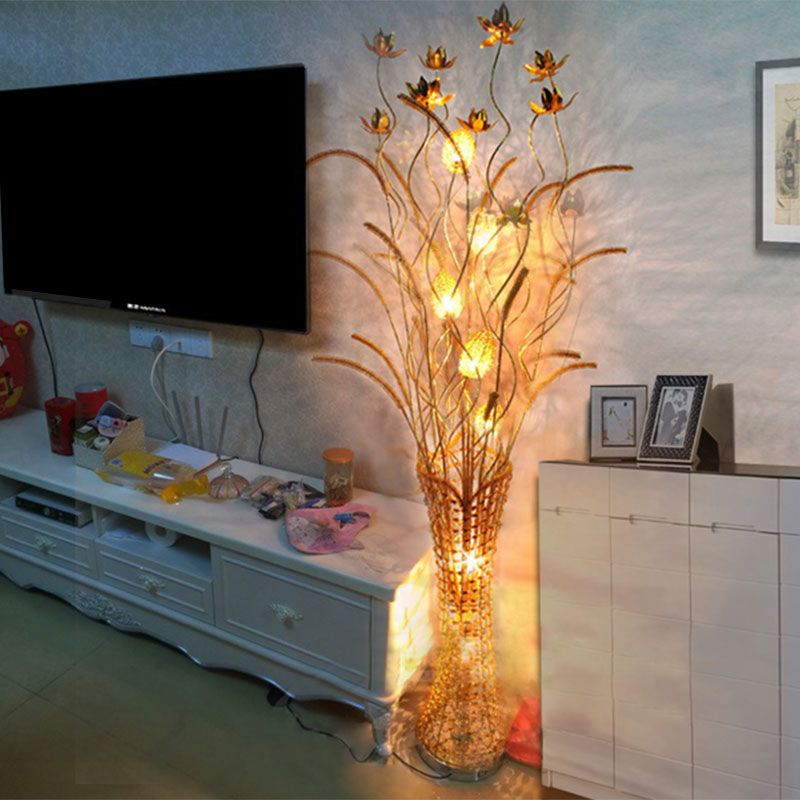 Lampa stojąca Bella Art Deco Vase Gold Metal, pokój dzienny