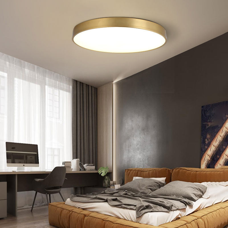 Arisha nordycka lampa sufitowa LED złota kula, metal i