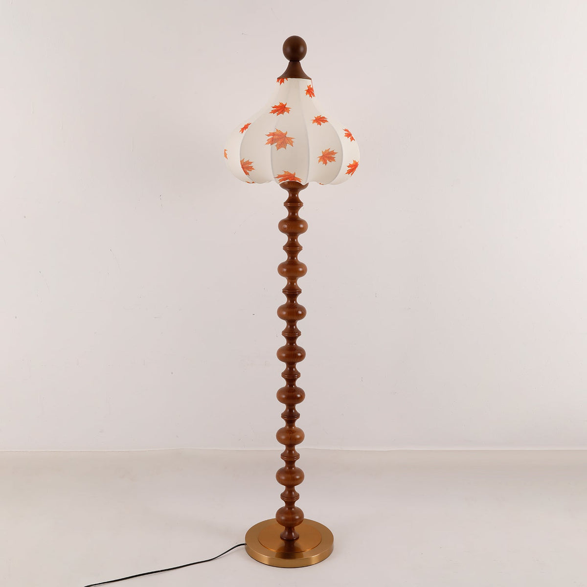 Qrathen drewniana lampa stojąca z płótna w stylu retro
