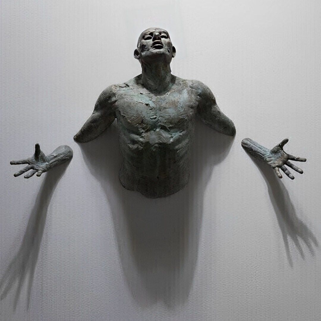 Rzeźba ścienna Morvayne z dynamicznego zbioru Human Sculpture
