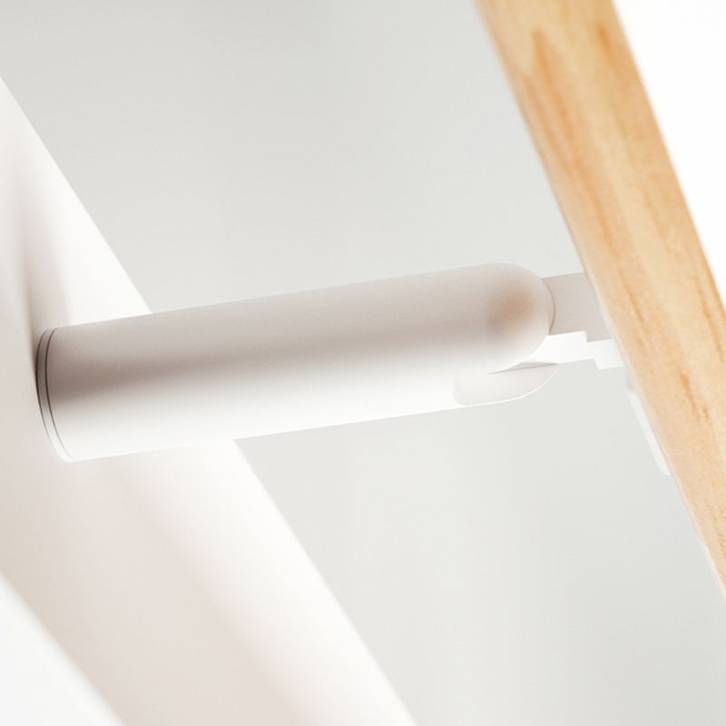 Muto minimalistyczna lampa ścienna liniowa z drewna do łazienki