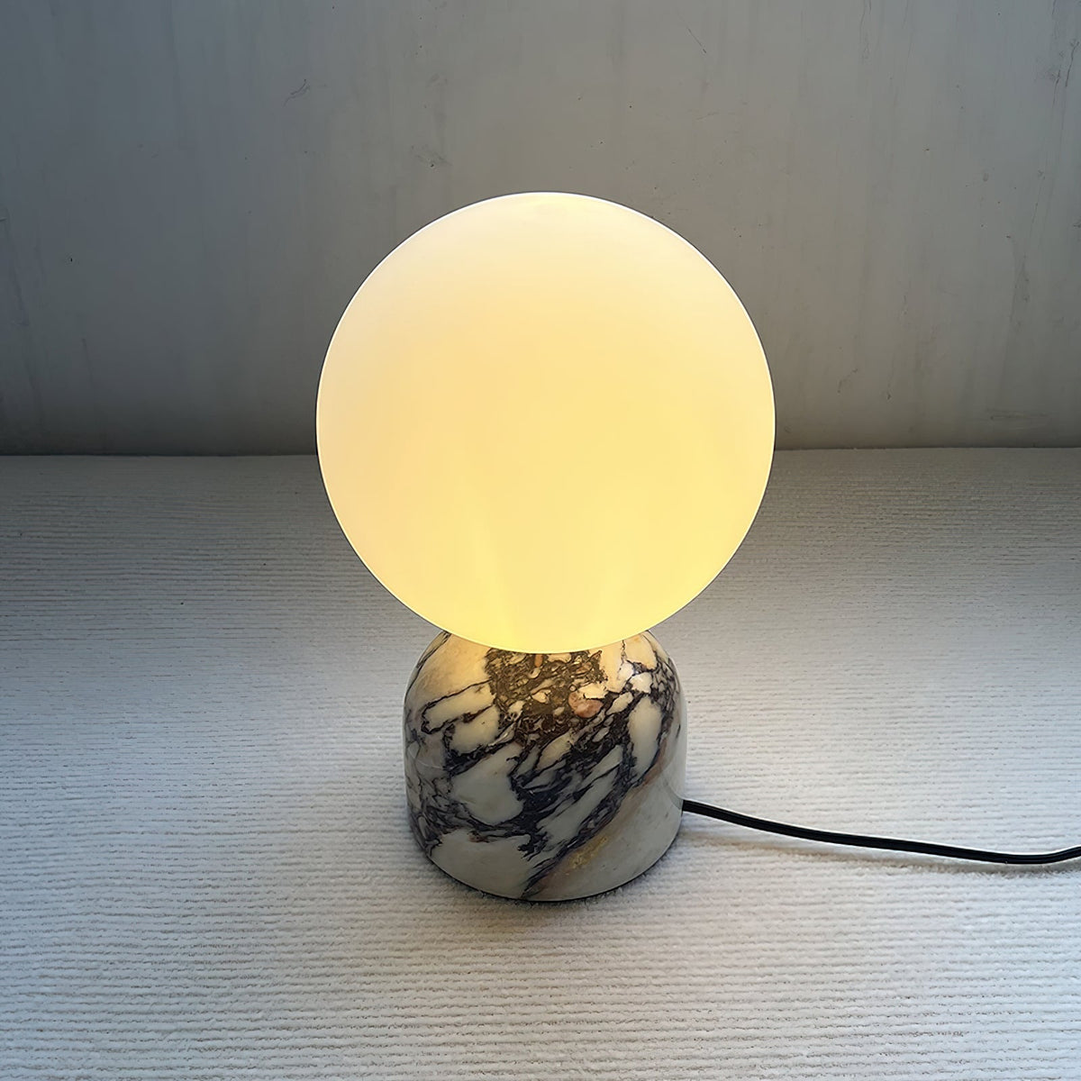 Aalia lampa stołowa