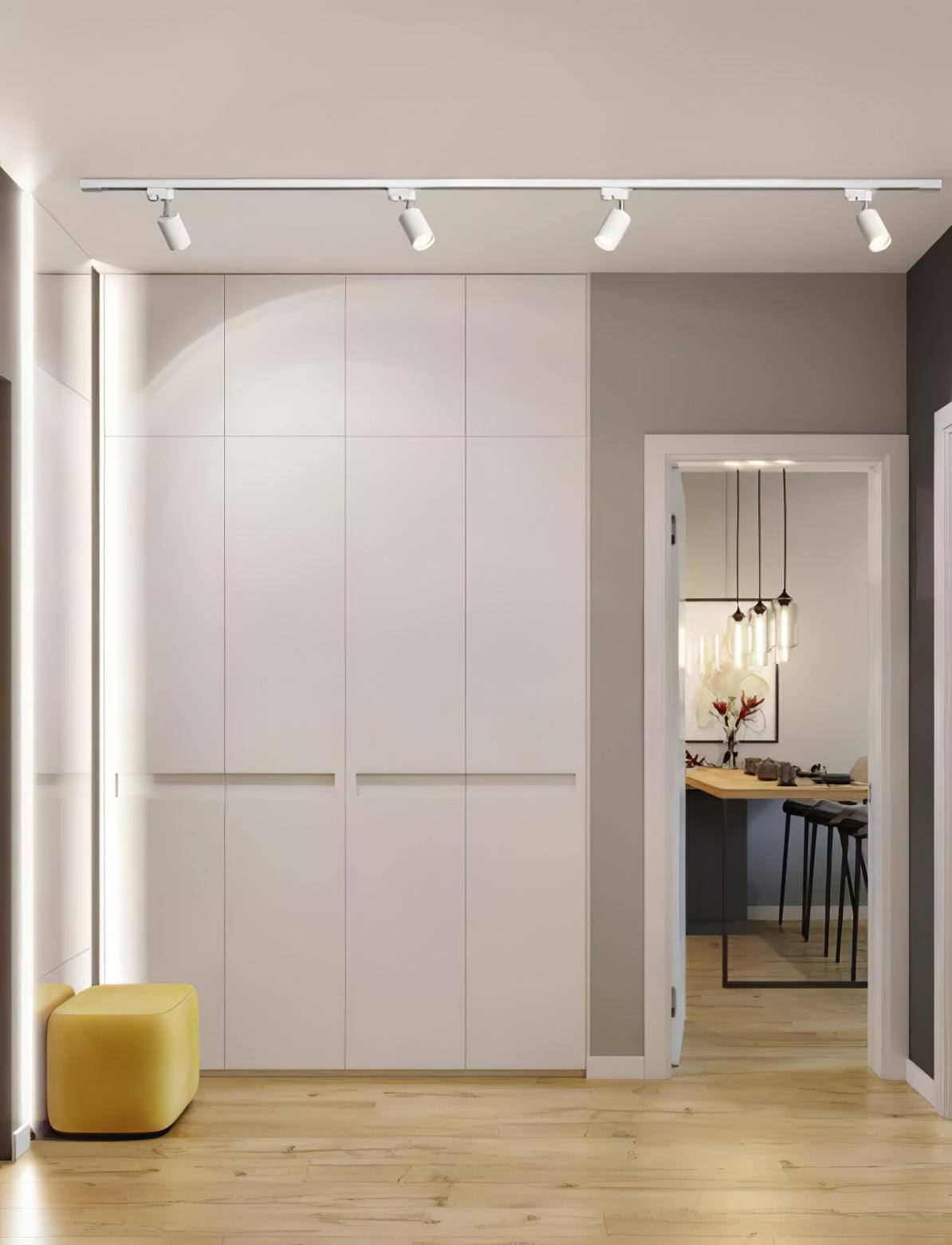 Reneaya regulowalna lampa sufitowa z cylindrami LED