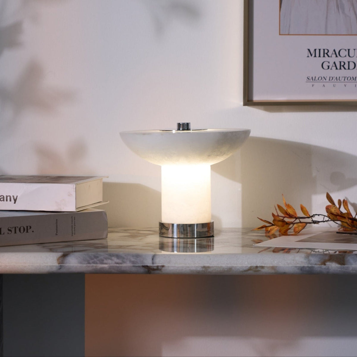 Lampa stołowa Eurnoran w kształcie grzybka z alabastrem