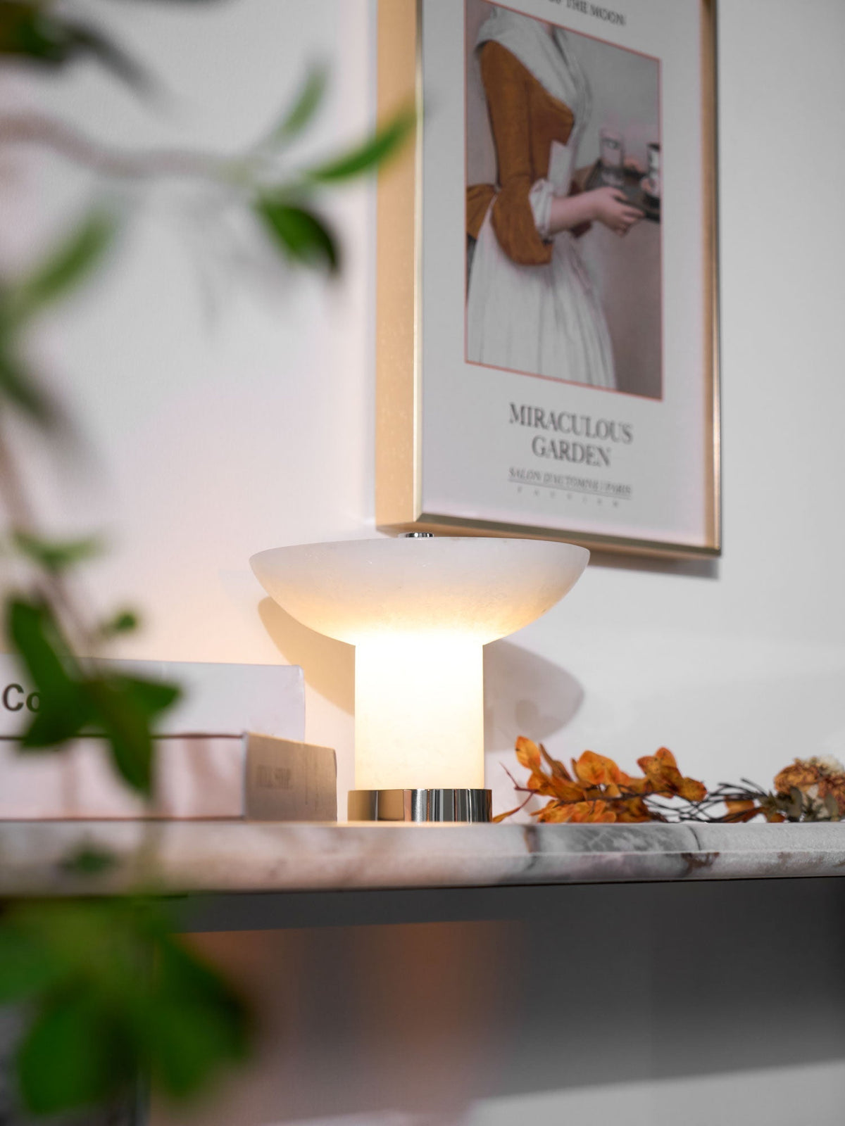Lampa stołowa Eurnoran w kształcie grzybka z alabastrem