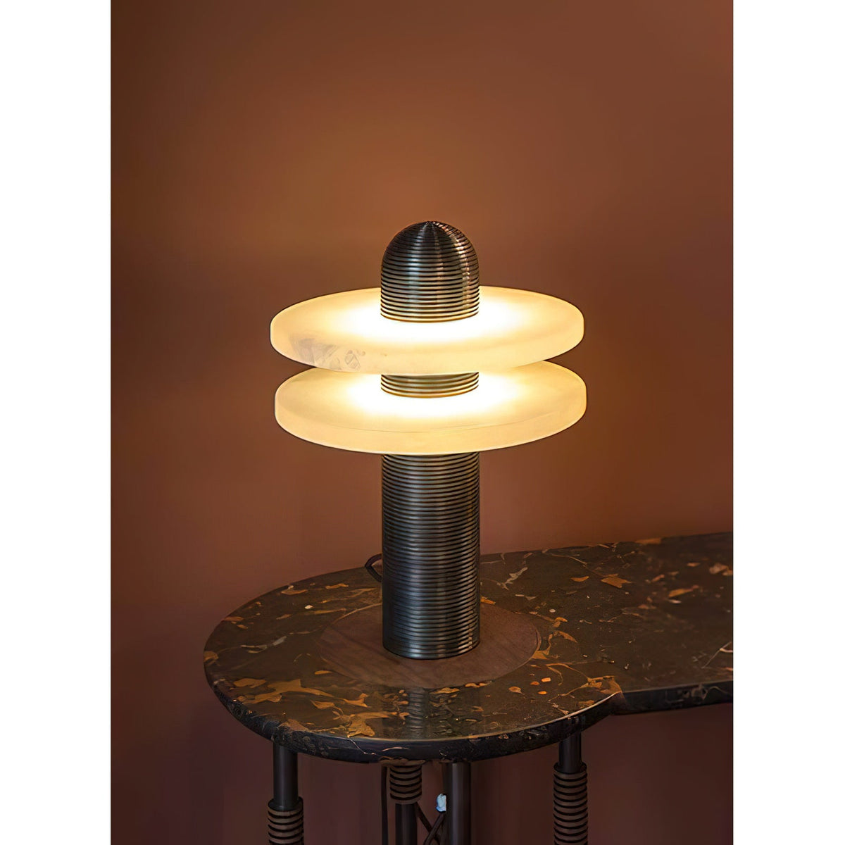Lampa stołowa Miriaine