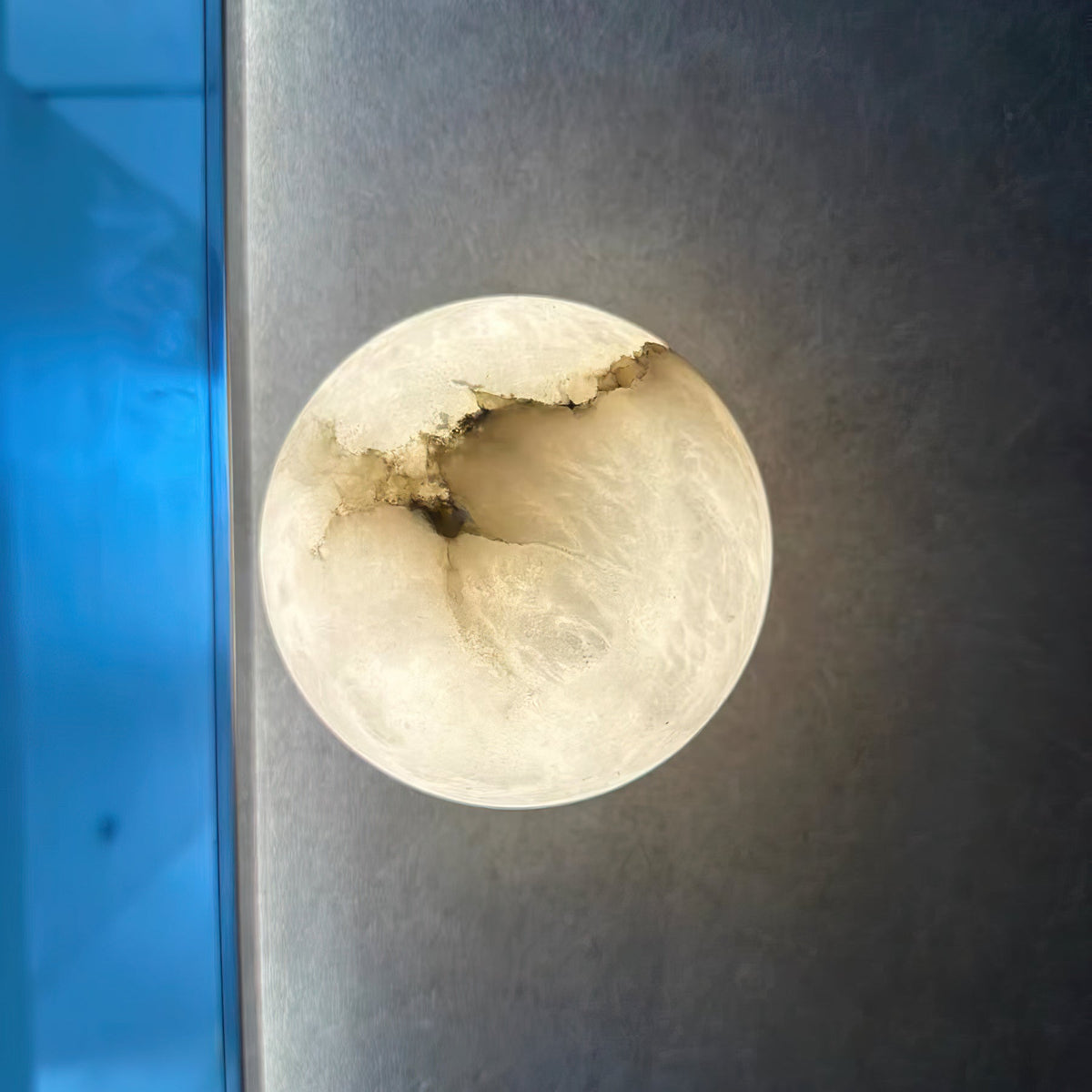 Lynq Alabaster Mini Orb kinkiet
