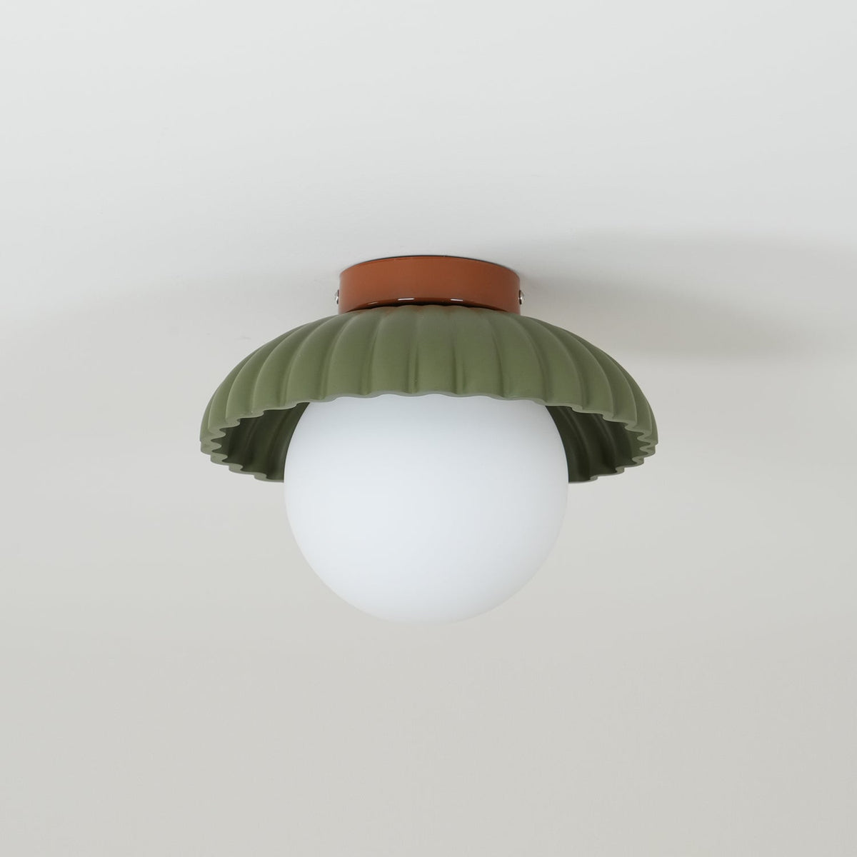 Scallop Glow lampa sufitowa montowana bezpośrednio ze szkła