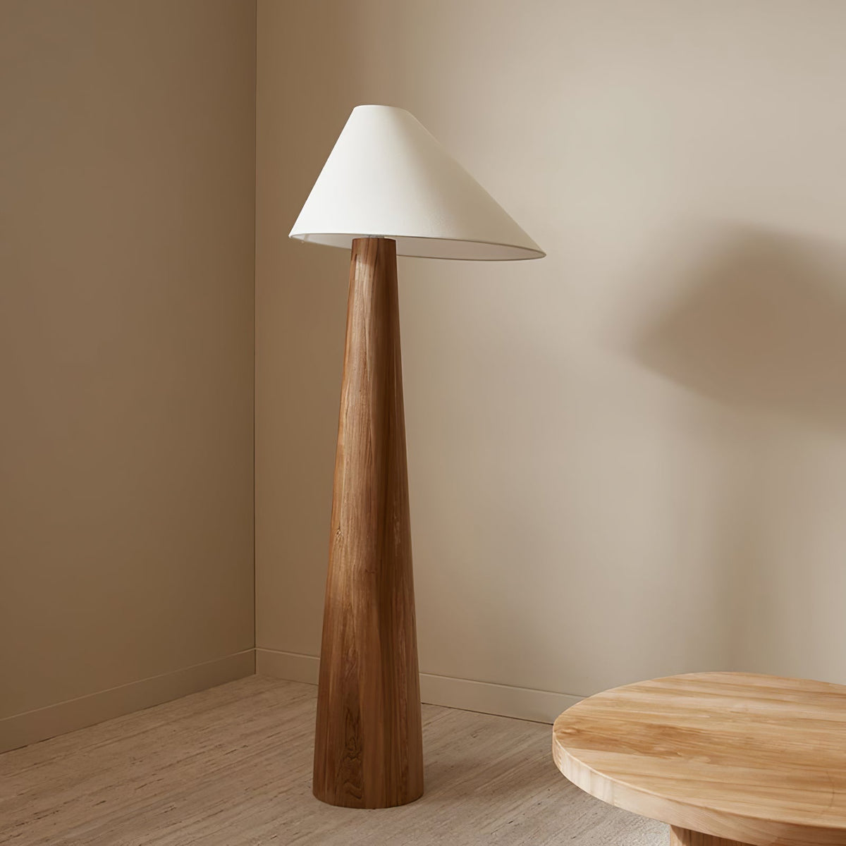 Lampa stojąca Pinnacle Minimalist drewniana