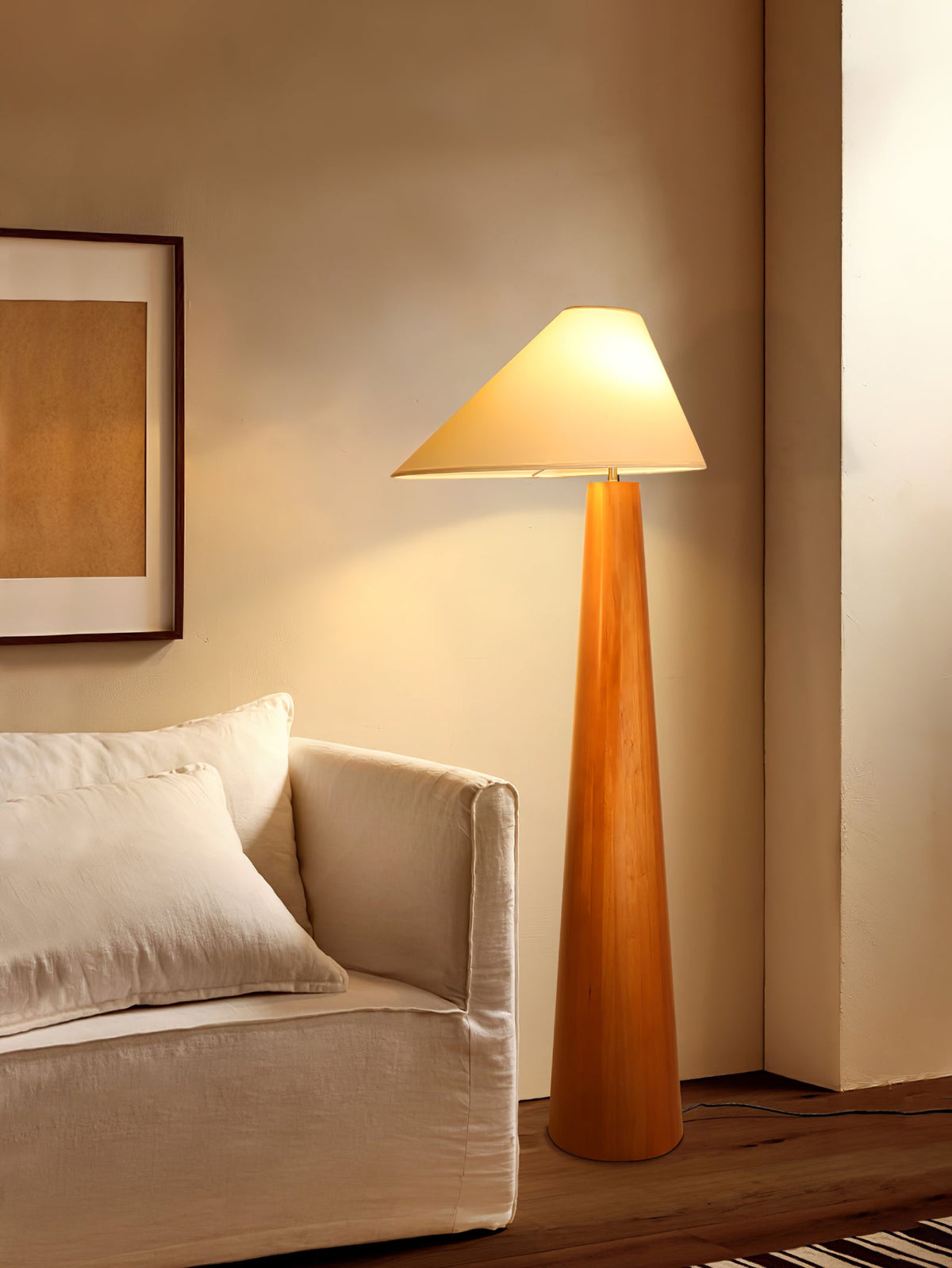 Lampa stojąca Pinnacle Minimalist drewniana