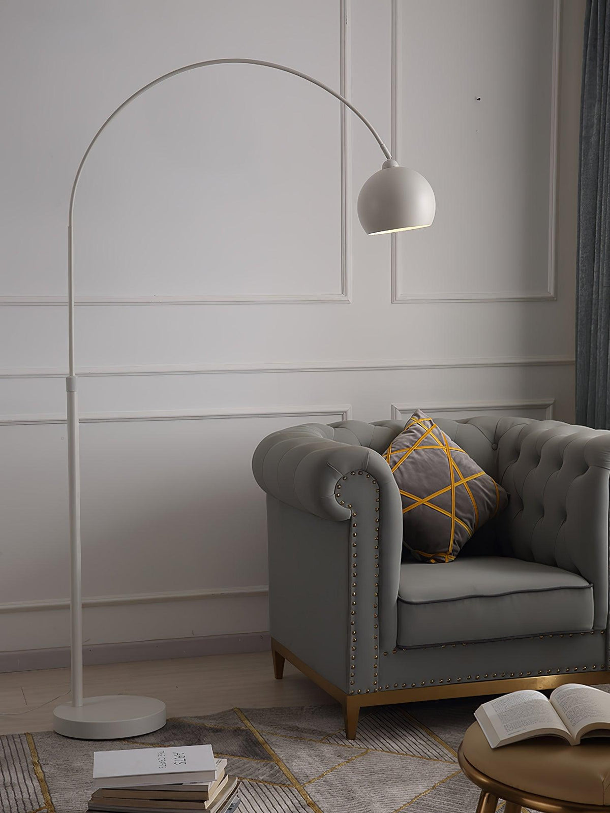 Opal minimalistyczna lampa stojąca