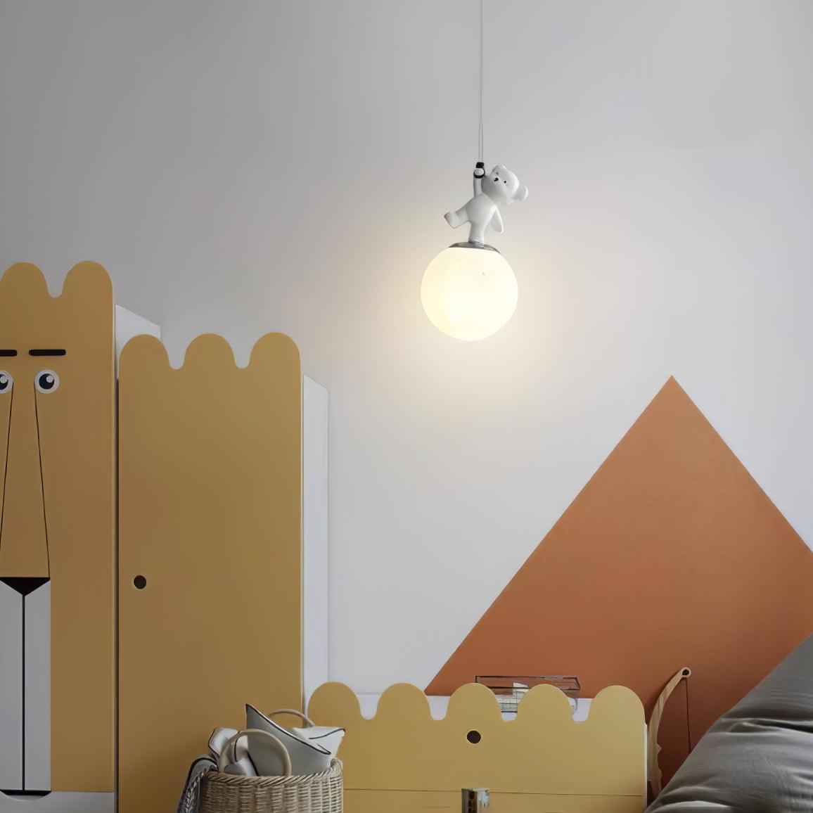 Amelio lampa wisząca z żywicy w stylu przytulnym