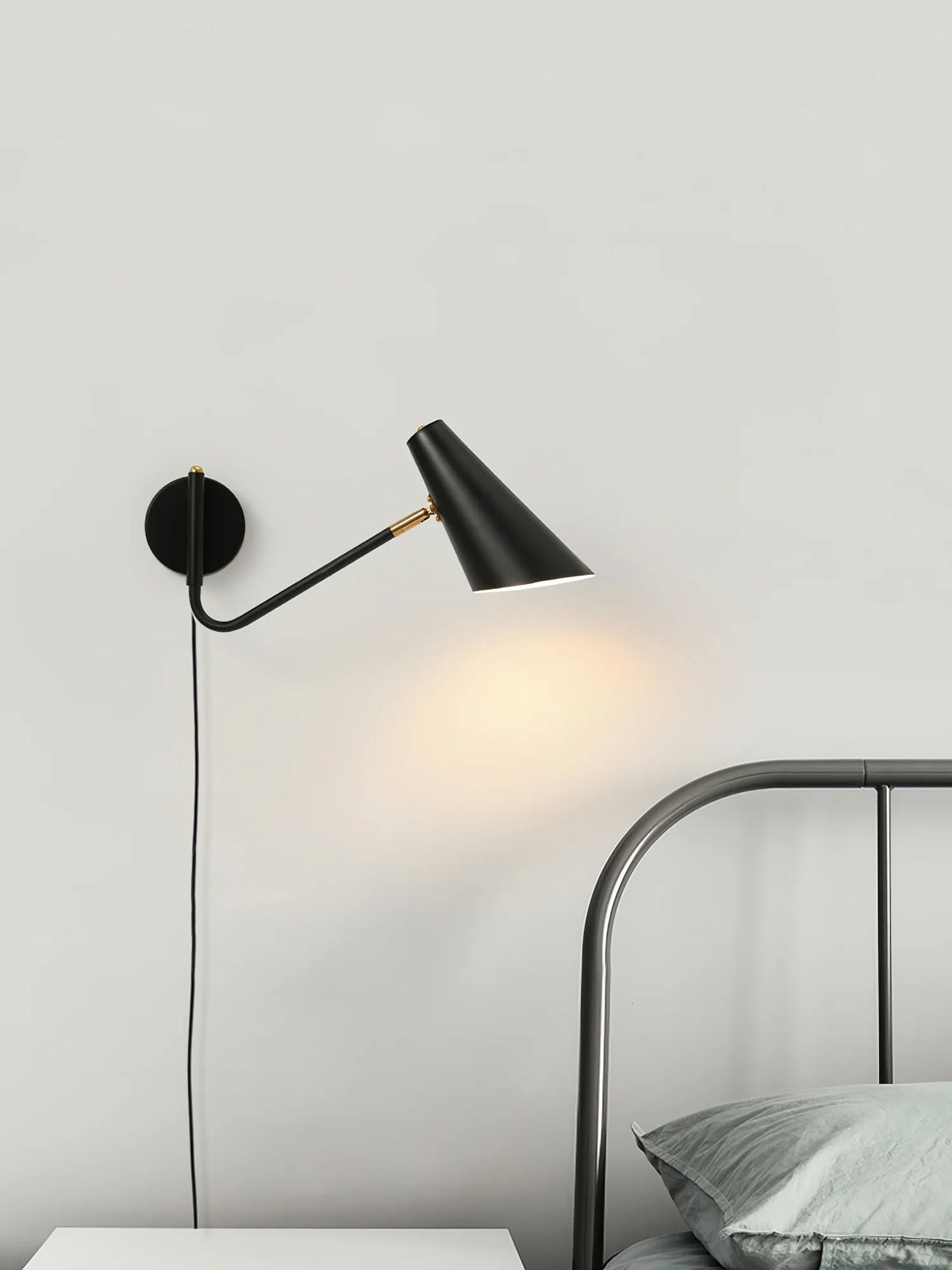 Canore nowoczesny minimalistyczny kinkiet ścienny z wtyczką