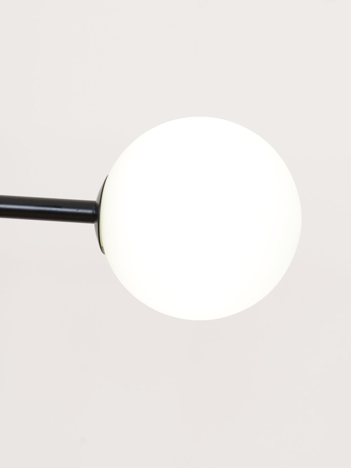 Zanoril rzeźbiarska lampa stojąca