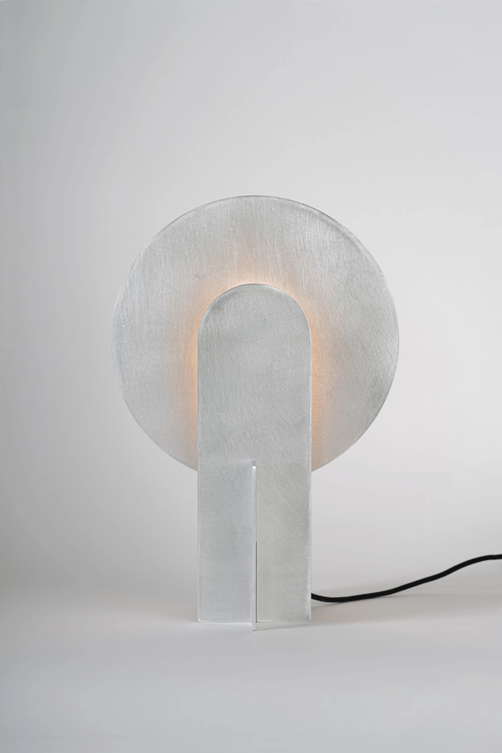 Solvique Arch Marble lampa stołowa