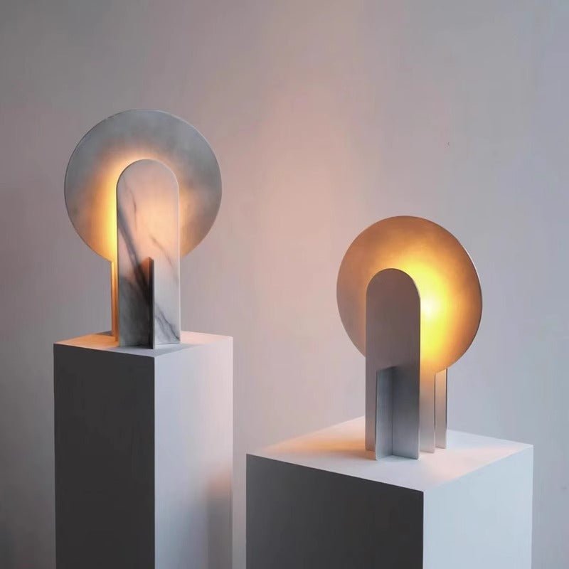 Solvique Arch Marble lampa stołowa