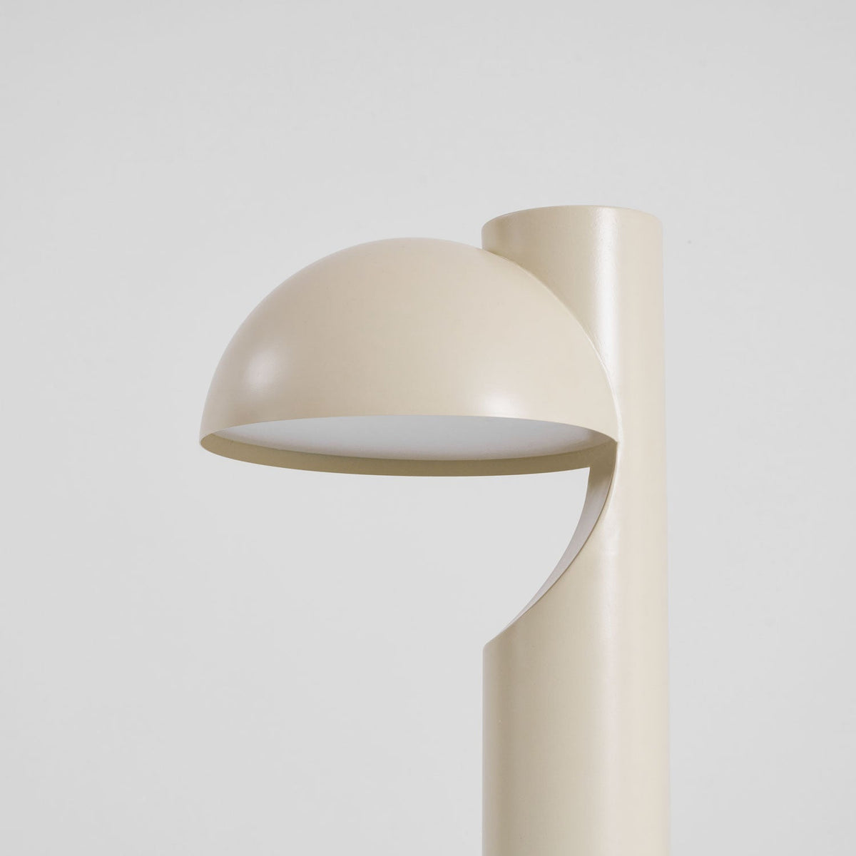 Belviora minimalistyczna lampa stołowa