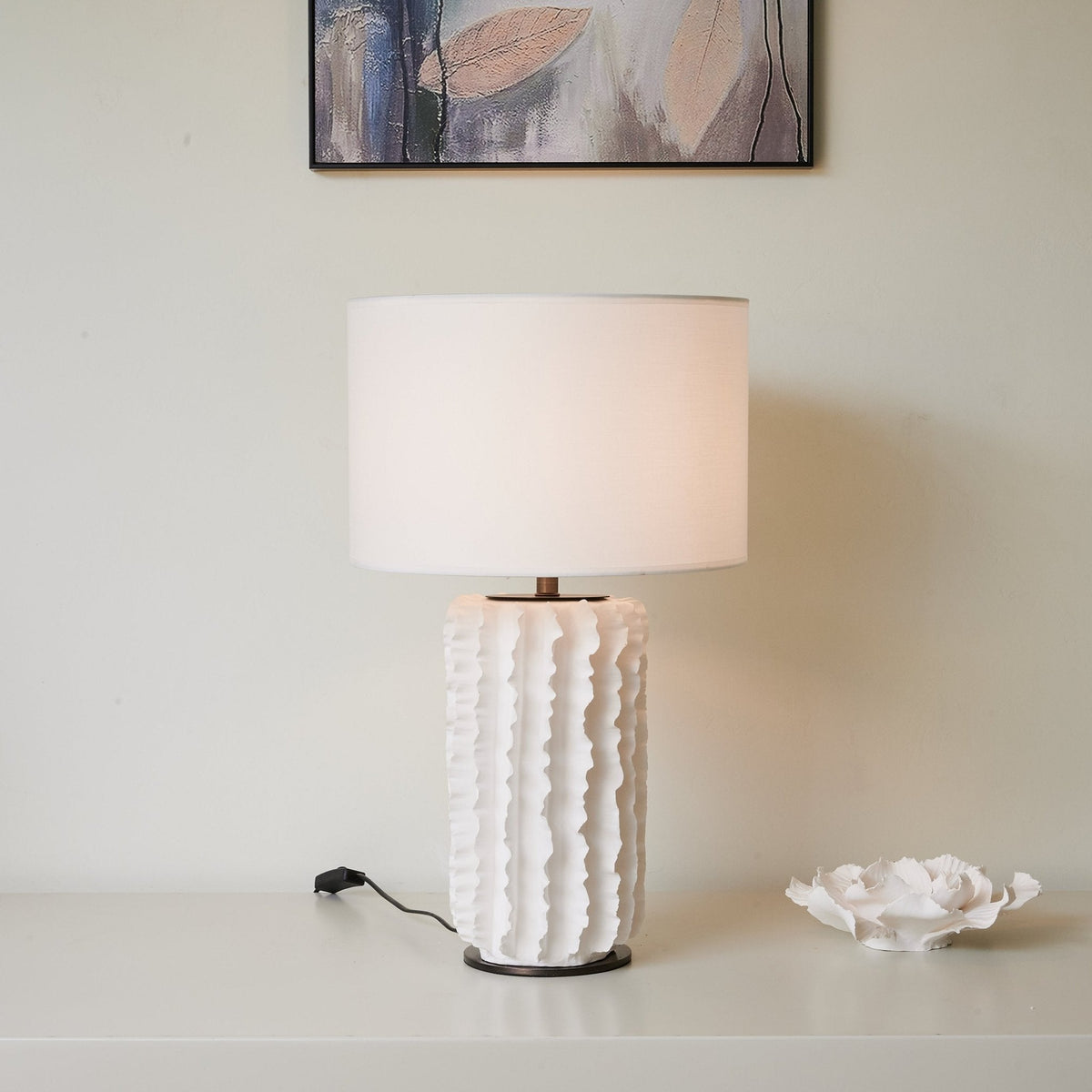 Evelyn minimalistyczna lampa stołowa z ceramiki