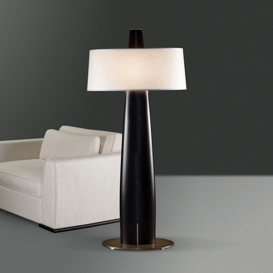 Noranira lampa stojąca