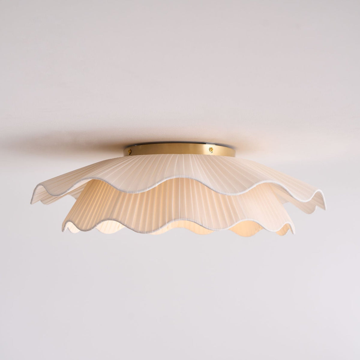 Mylirira Premium Elegance Wave mosiądz lampa sufitowa z tkaniny