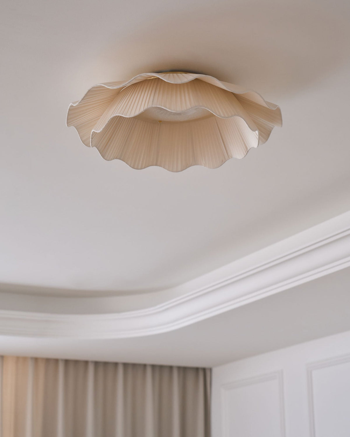 Mylirira Premium Elegance Wave mosiądz lampa sufitowa z tkaniny