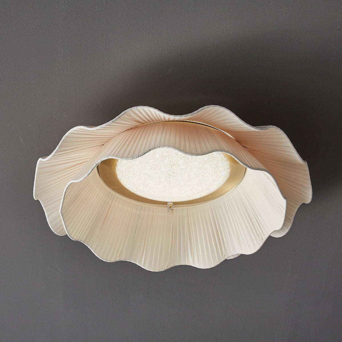Mylirira Premium Elegance Wave mosiądz lampa sufitowa z tkaniny