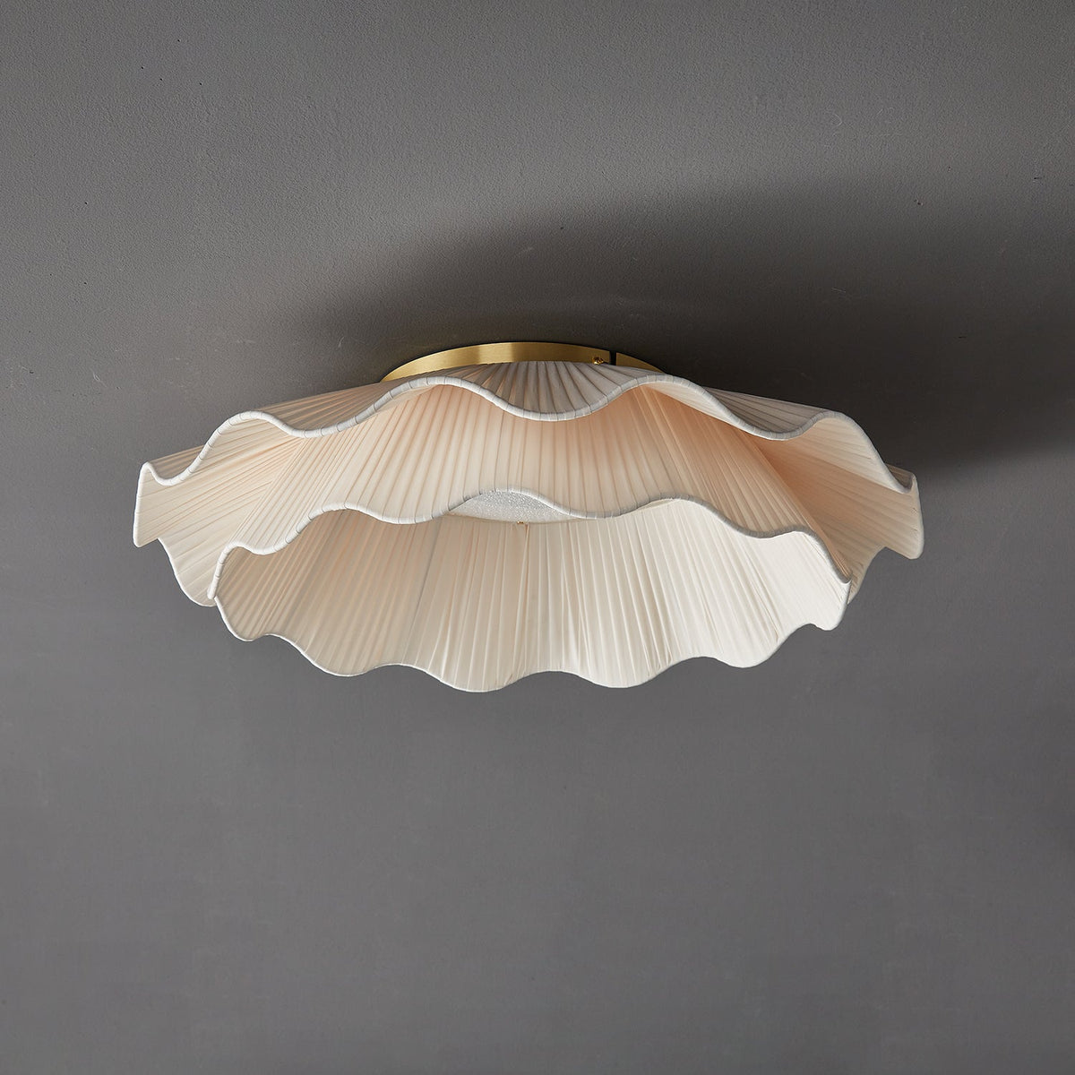 Mylirira Premium Elegance Wave mosiądz lampa sufitowa z tkaniny