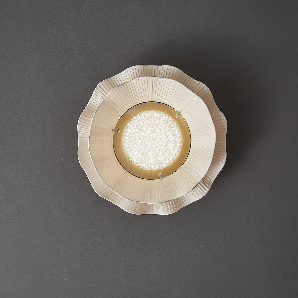 Mylirira Premium Elegance Wave mosiądz lampa sufitowa z tkaniny