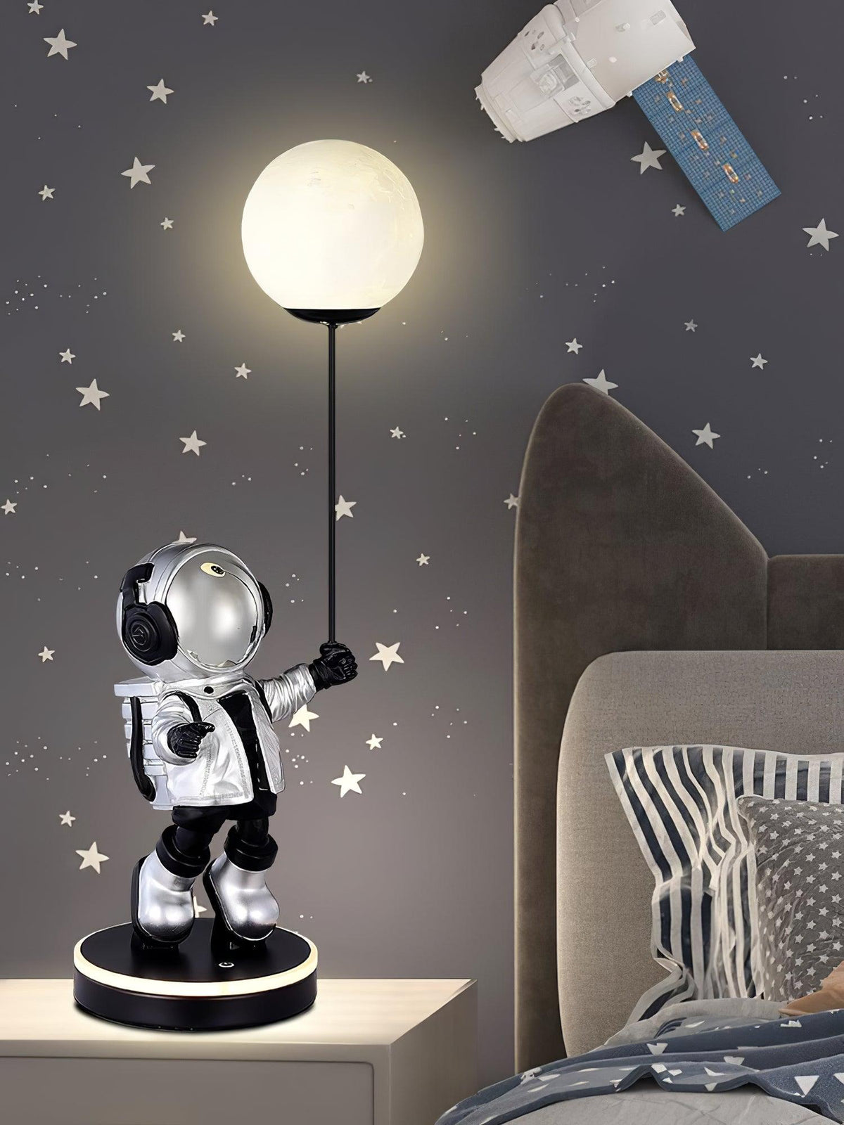 Lampa stołowa Astronauta i Planeta Stellar