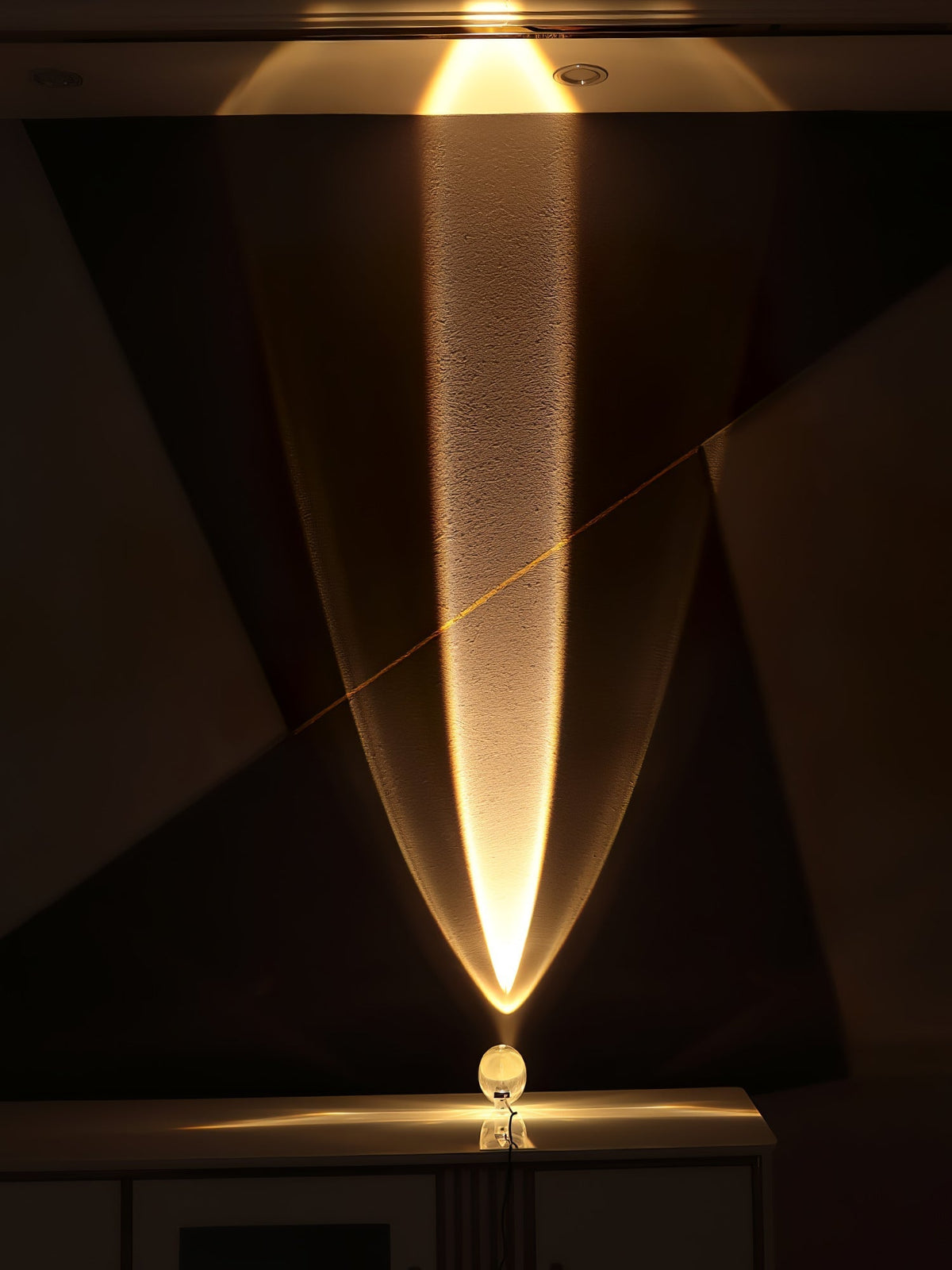 Solarece minimalistyczna lampa stołowa ze szkła