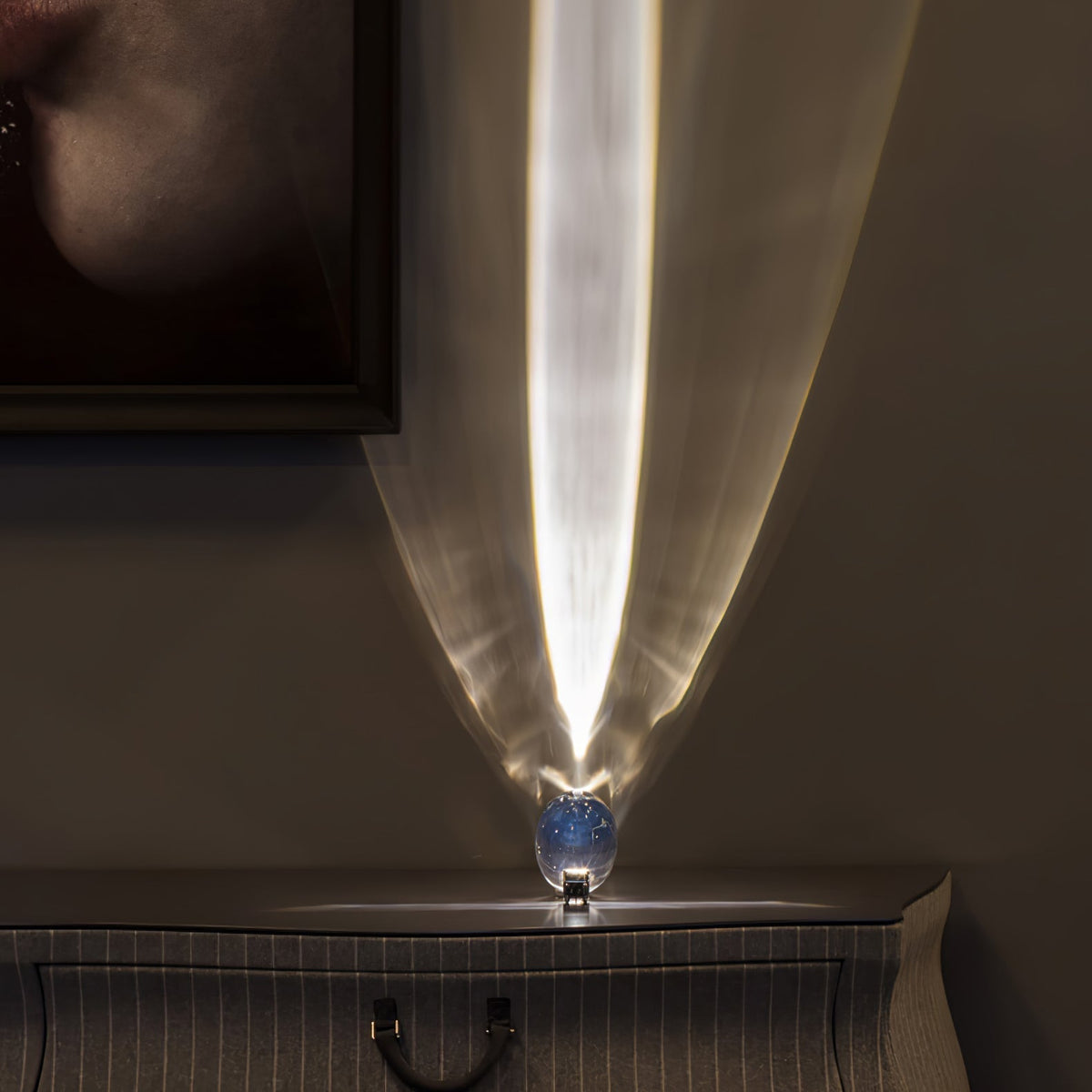 Solarece minimalistyczna lampa stołowa ze szkła