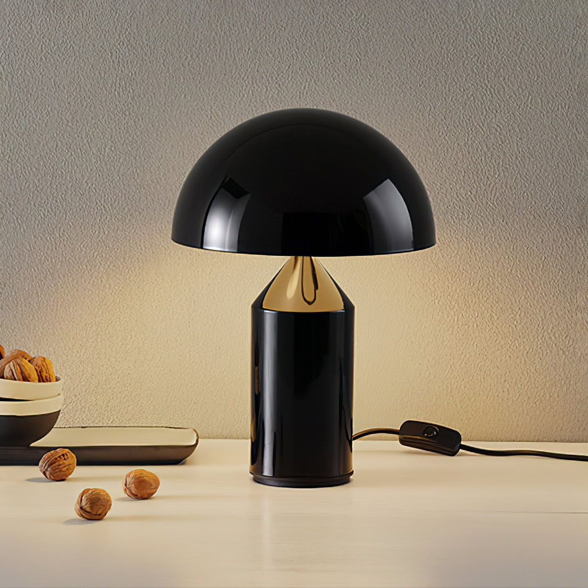 Selisina minimalistyczna lampa stołowa o stylu przemysłowym