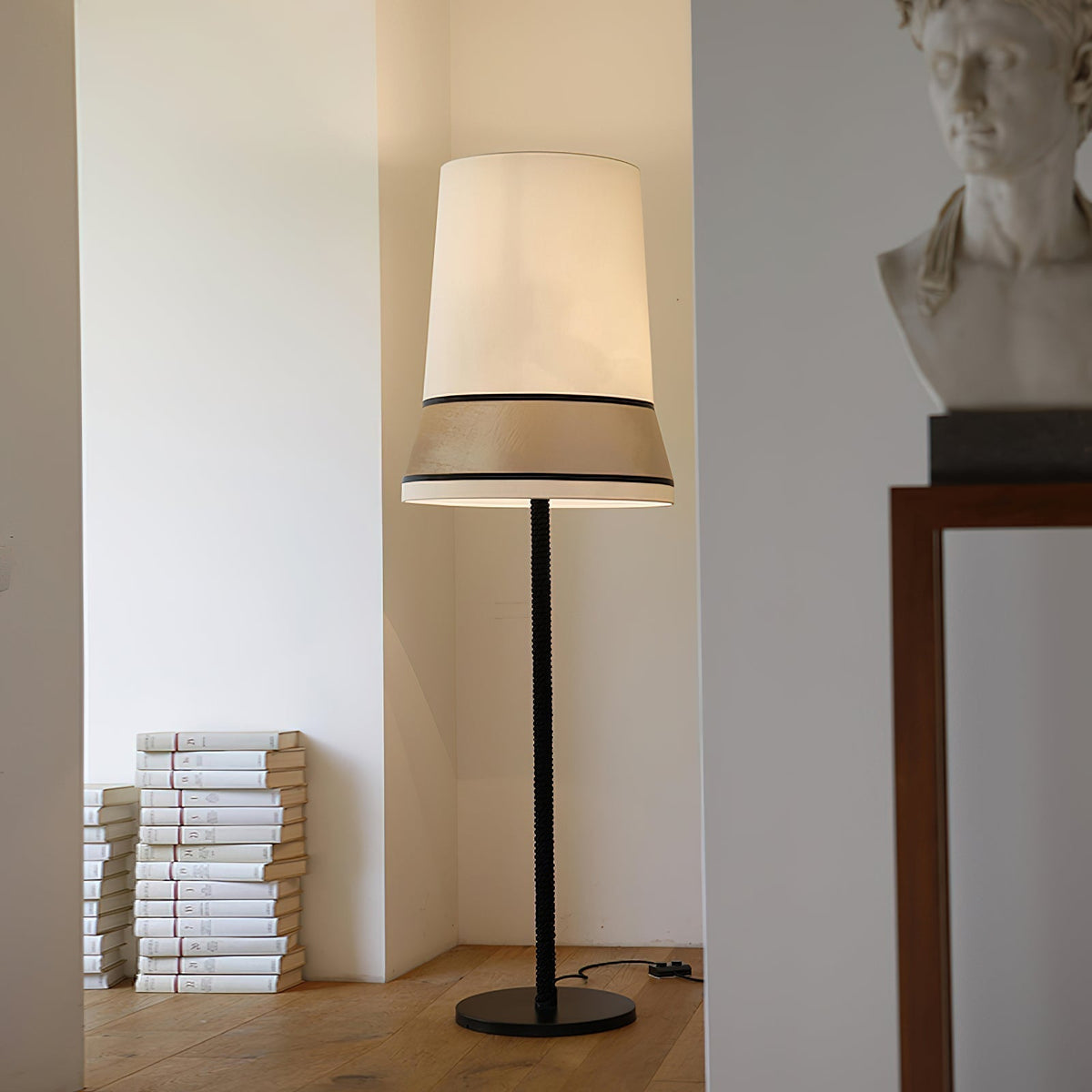 Clarak Contardi lampa stojąca