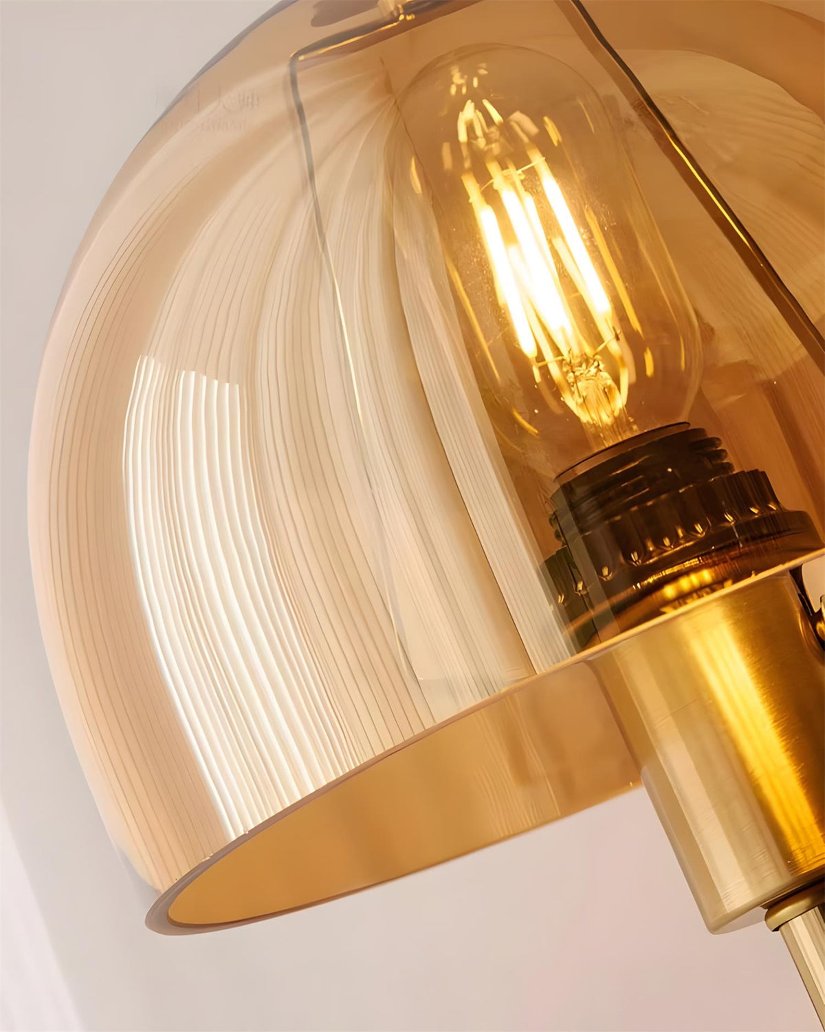 Teriiseria lampa stołowa