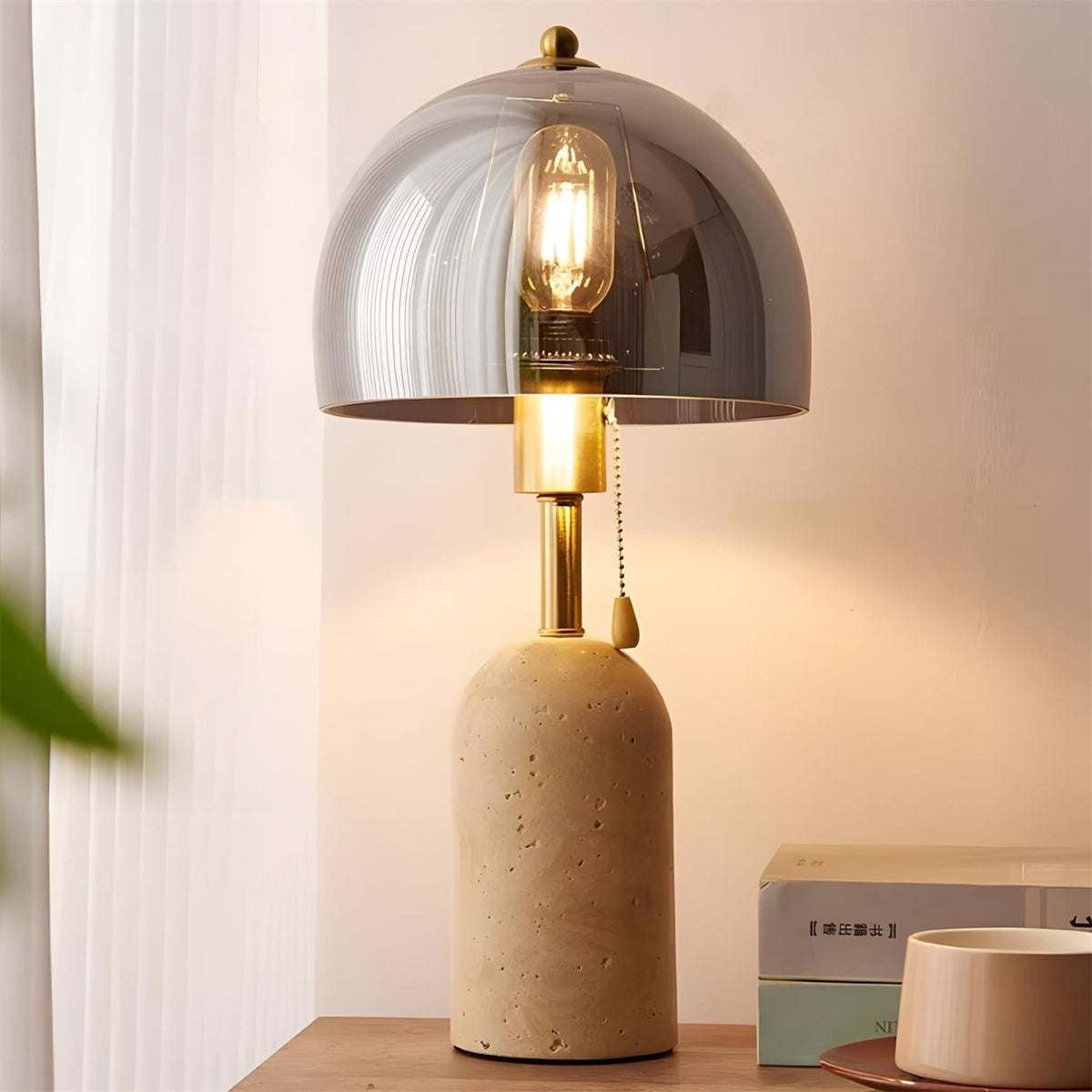Teriiseria lampa stołowa