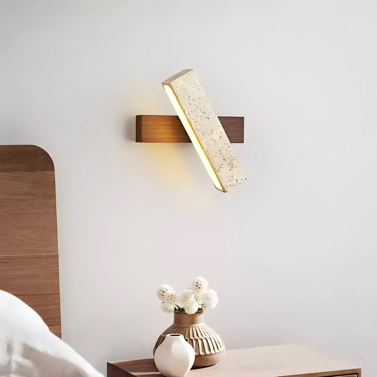 Ostruvyo nowoczesna kinkietowa lampa ścienna z drewna i travertynu