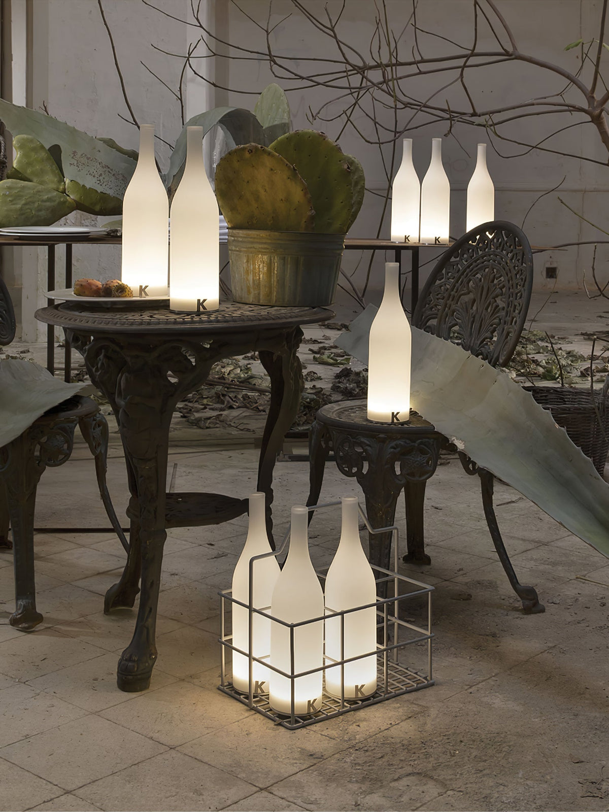 Lampa stołowa Vino z wbudowaną baterią